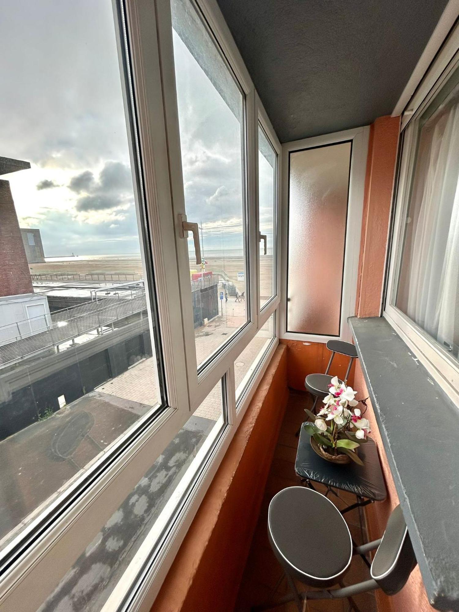 Appartement Avec Vue Sur Mer Dunkirk Exterior photo